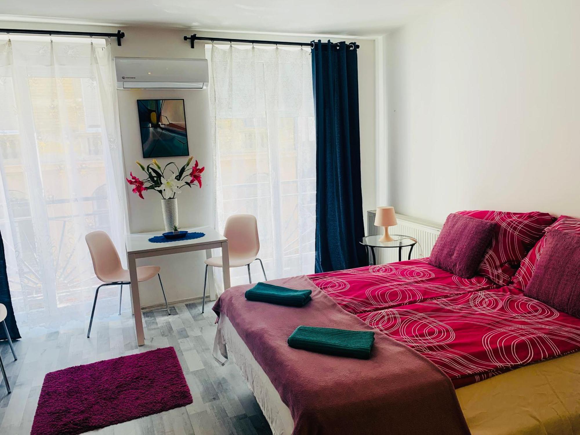 Onyx Apartment With Free Private Garage + Ac Budapest Eksteriør billede